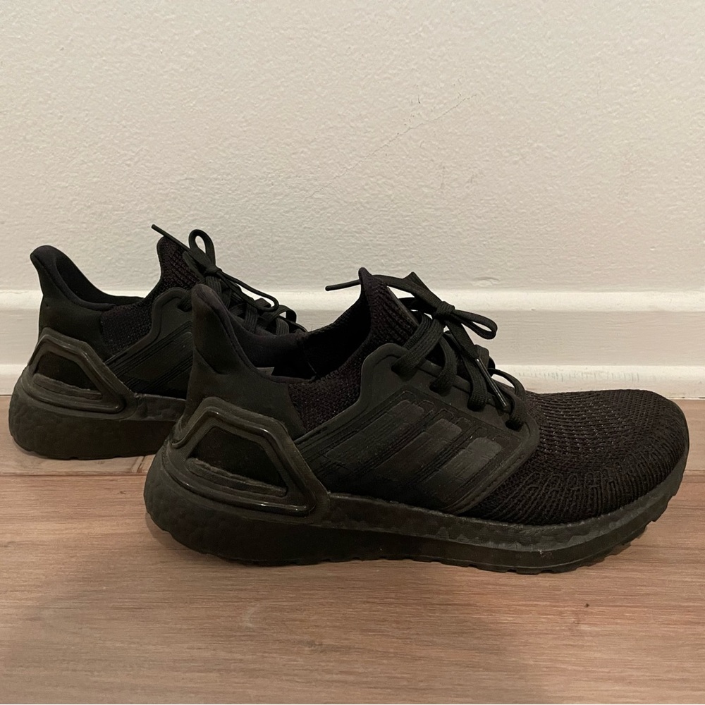 Women’s Ultraboost Adidas 2020 All Black size 6